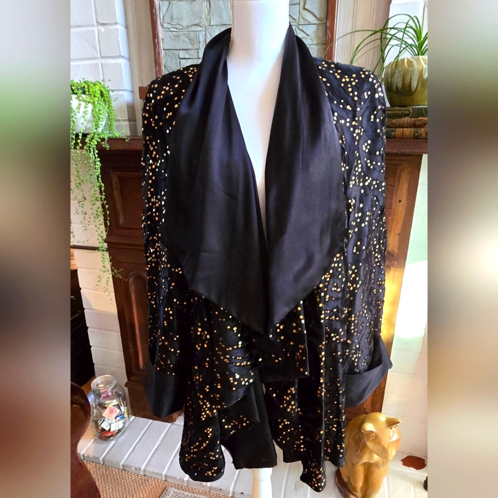 German Vera Mont Cape Jacket